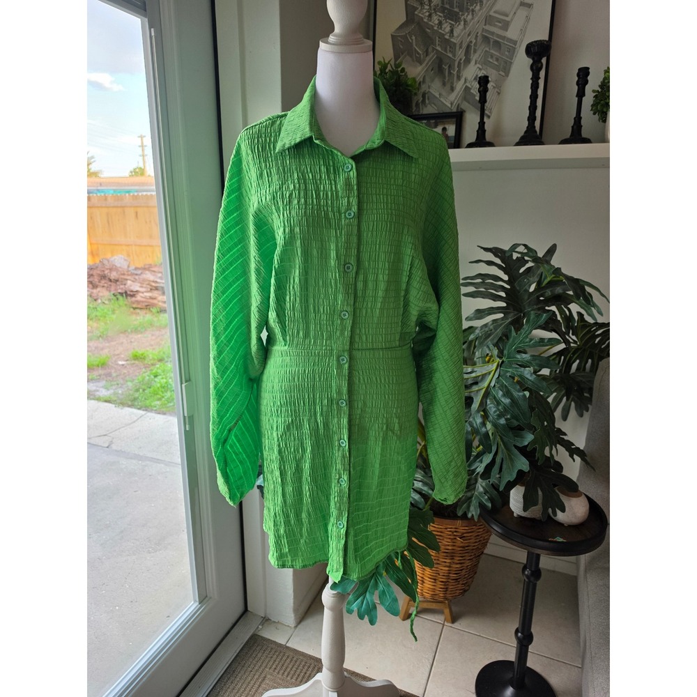 PrettyLittleThing Green Textured Smocked Button Front Mini Shirt Dress Womens 6